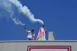 11 juni 2015, 2 activisten van Konijnen in Nood bezetten het dak van Aldi Nederland